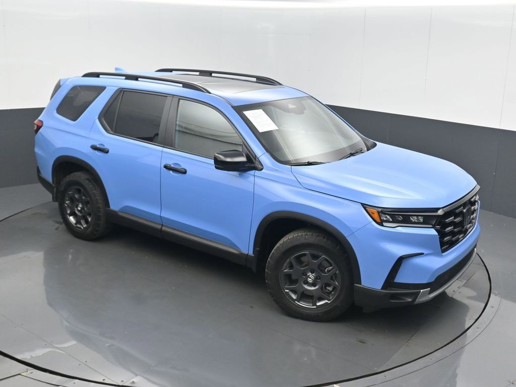Used 2023 Honda Pilot TrailSport image 38