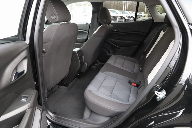 Used 2025 Chevrolet Trax LS image 16