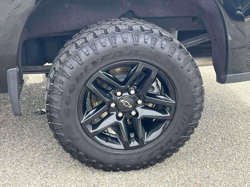 Used 2019 Chevrolet Silverado 1500 LT Trail Boss image 10