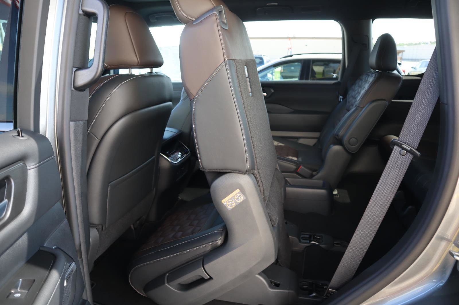 New 2026 Nissan Armada Platinum image 42