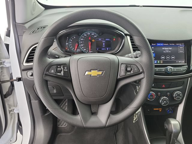 Used 2020 Chevrolet Trax LT w/ LPO, Cargo Package FWD image 22