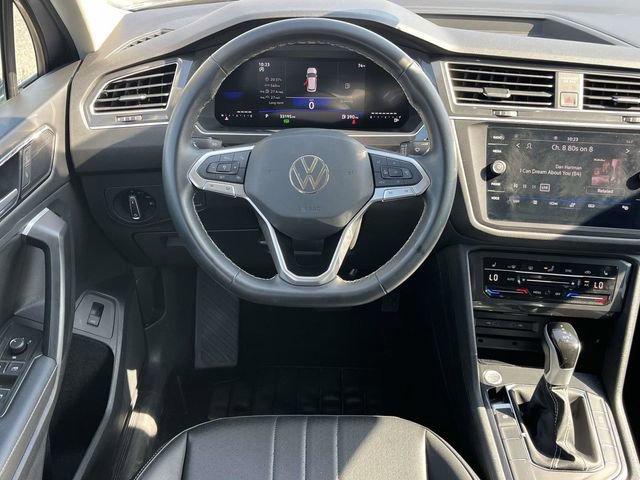 Used 2024 Volkswagen Tiguan SE FWD image 18