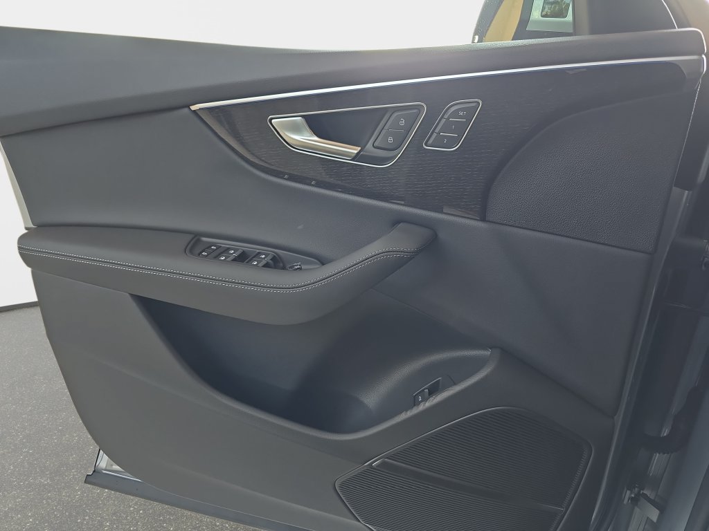 New 2026 Audi Q8 Prestige AWD/4WD image 27