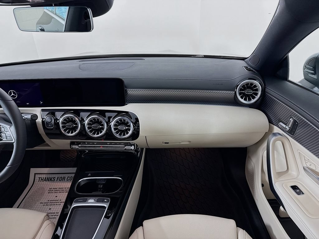 Used 2025 Mercedes-Benz CLA 250 4MATIC image 21
