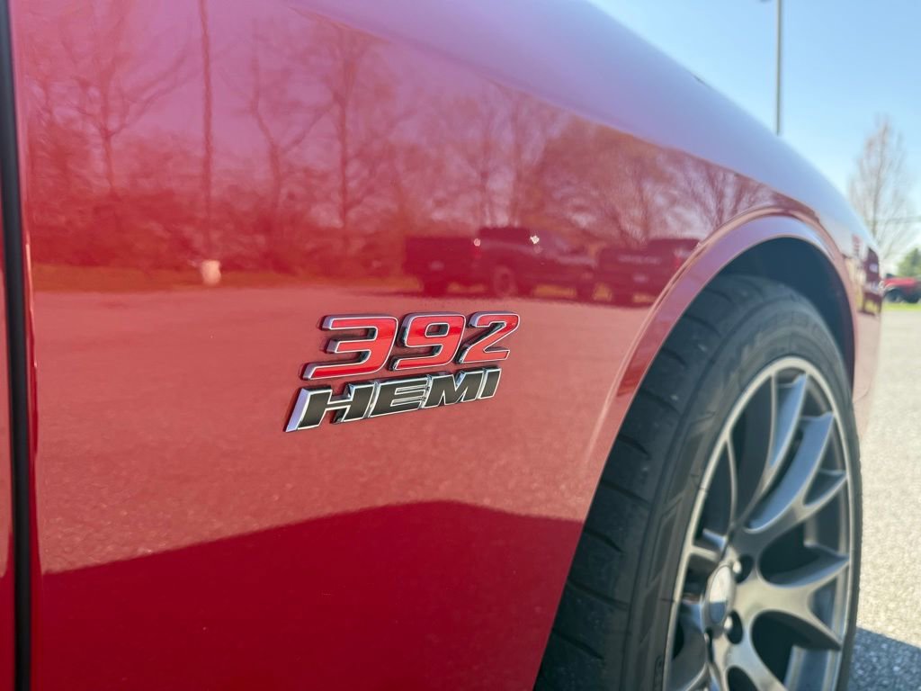 Used 2015 Dodge Challenger SRT w/ Technology Group image 24