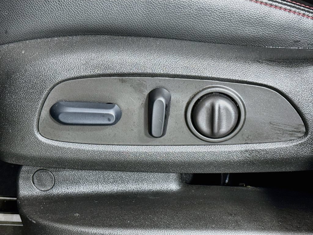 Used 2024 Chevrolet Equinox RS w/ RS Leather Package AWD/4WD image 15