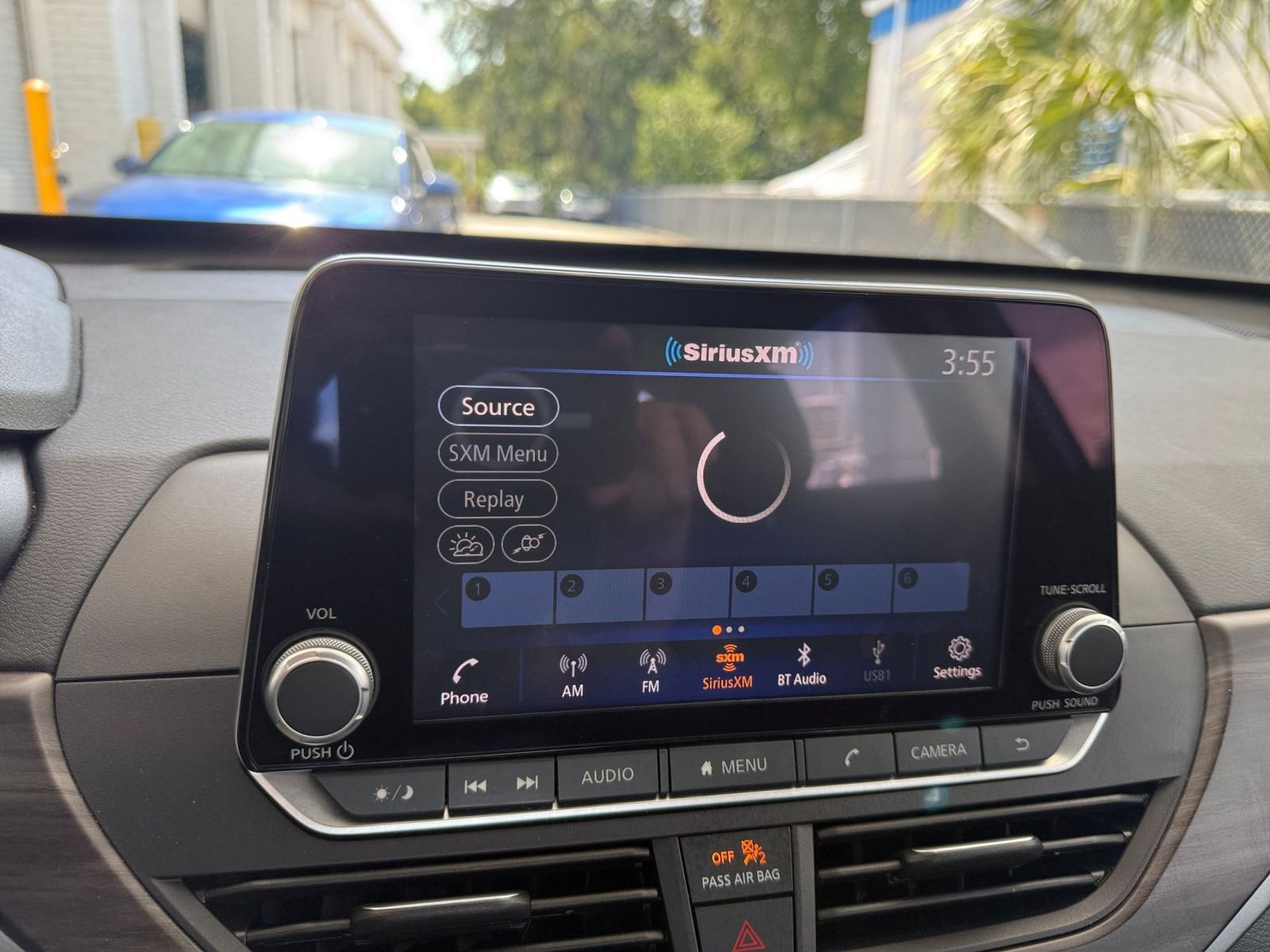 Used 2025 Nissan Altima 2.5 SV FWD image 20