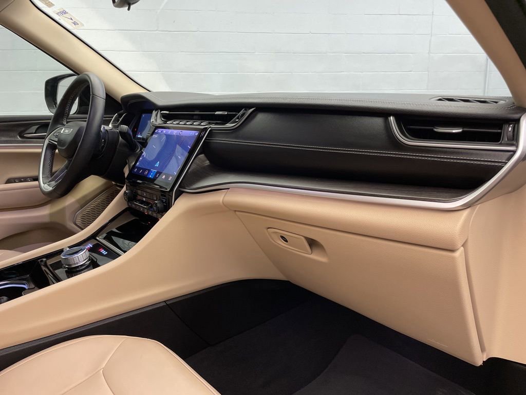 Certified 2021 Jeep Grand Cherokee L Limited image 28