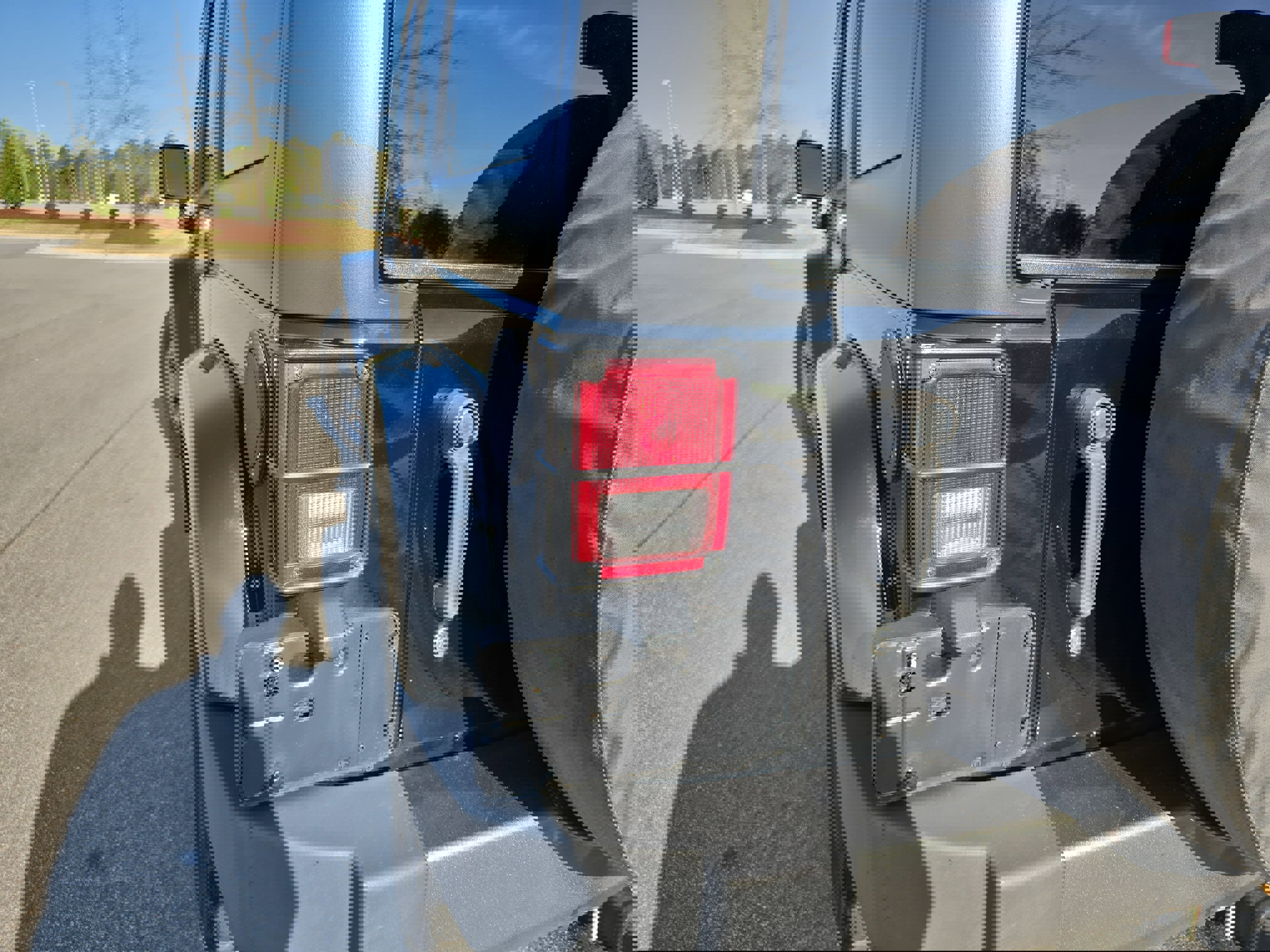 Used 2015 Jeep Wrangler Unlimited Sport image 29