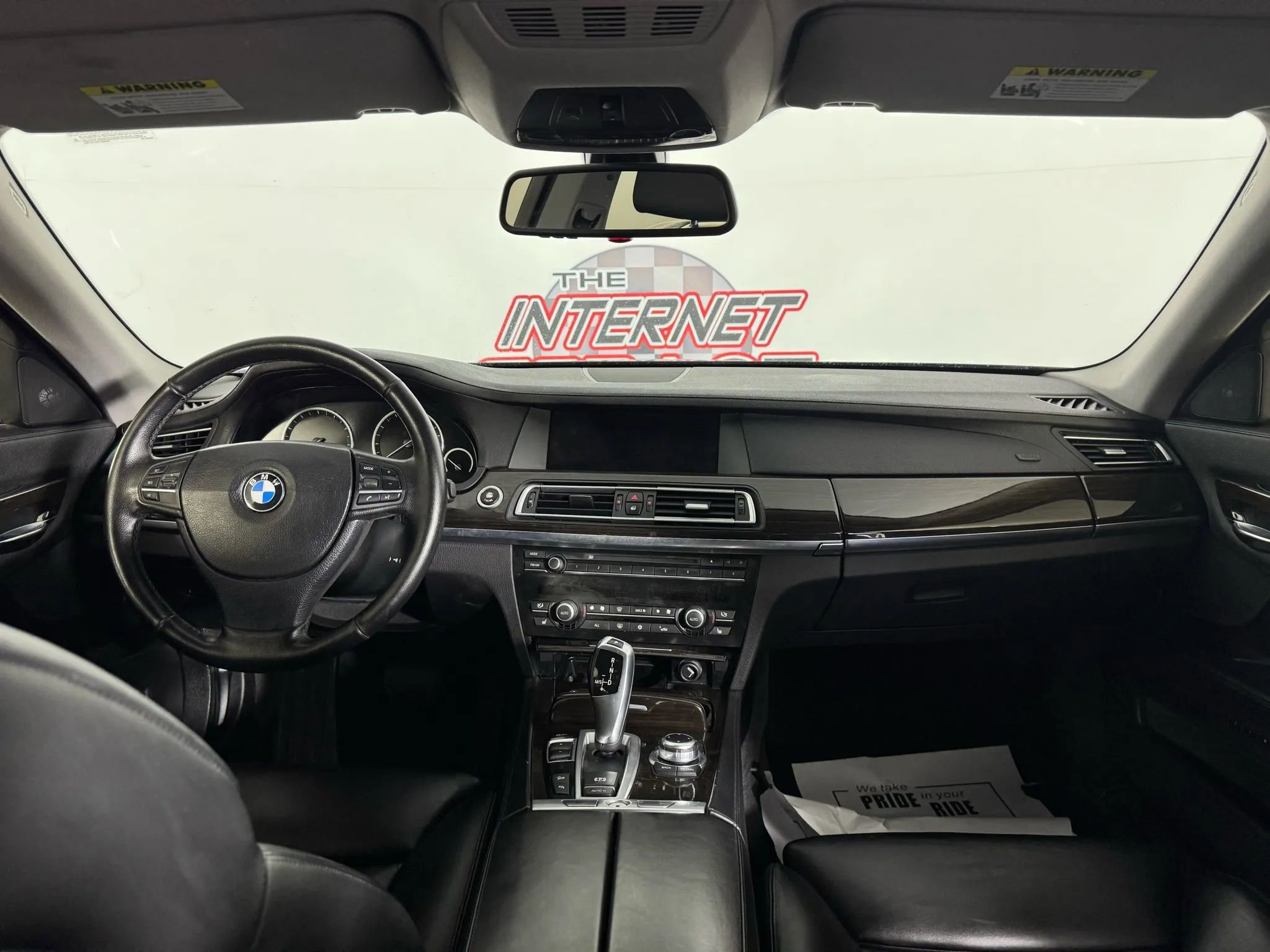 Used 2011 BMW 750Li xDrive image 11