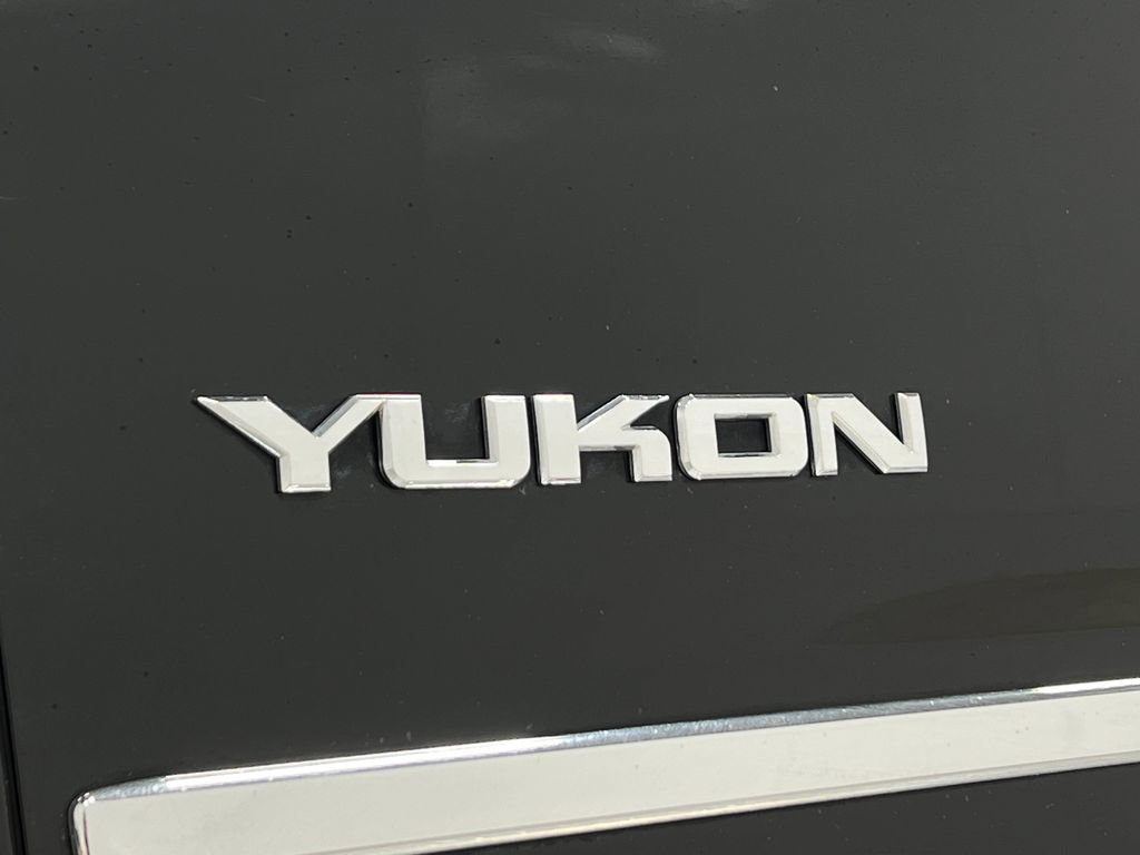 Used 2016 GMC Yukon SLT w/ Open Road Package AWD/4WD image 46