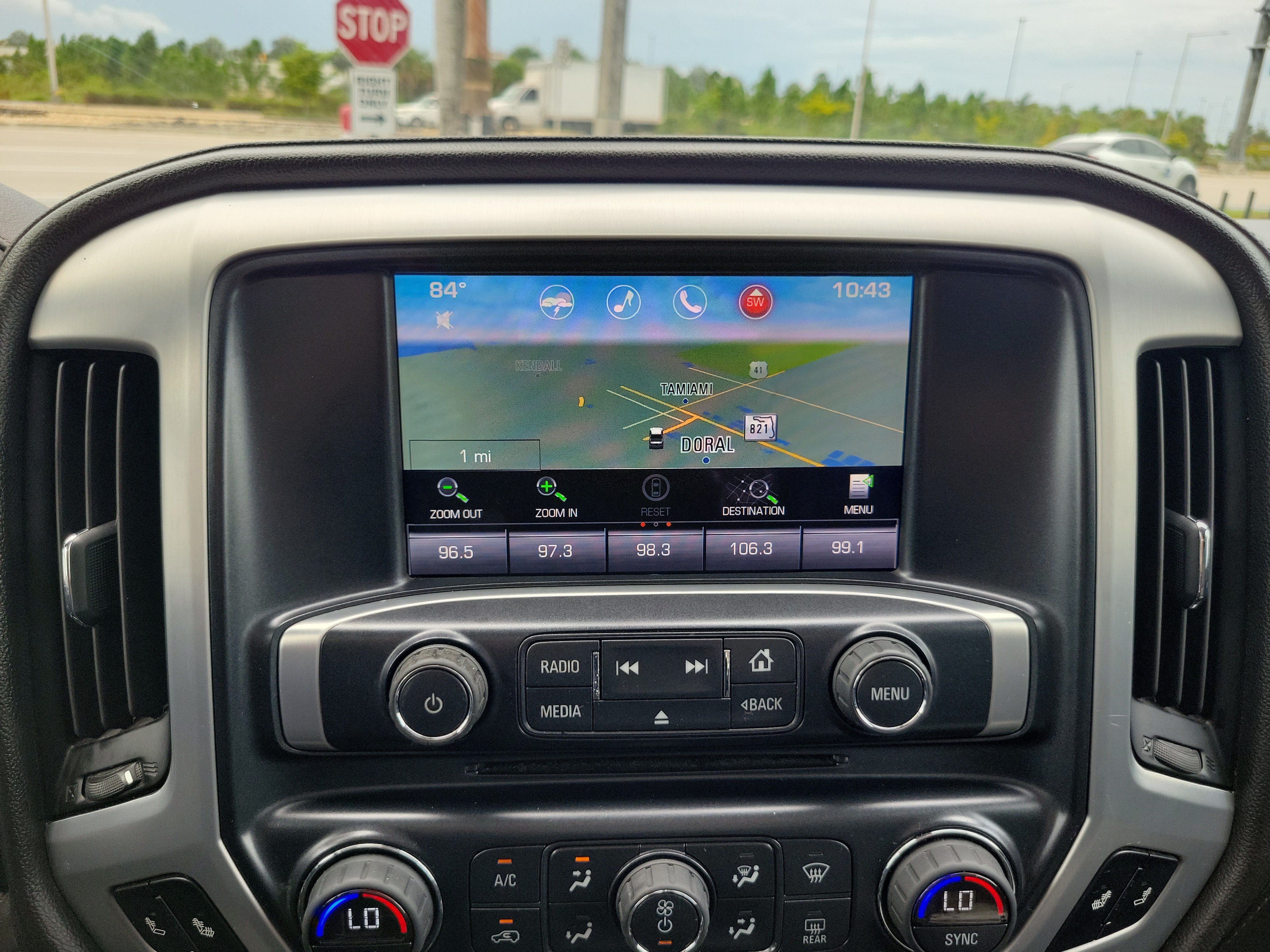 Used 2014 GMC Sierra 1500 SLE w/ SLE Preferred Package RWD image 10