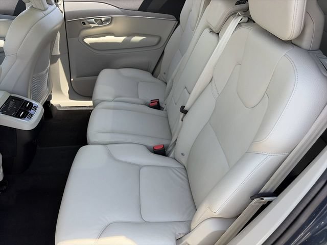 Used 2024 Volvo XC90 B5 Core w/ Protection Package Premier AWD/4WD image 18