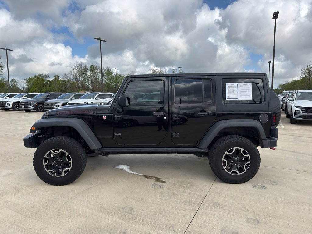 Used 2015 Jeep Wrangler Unlimited Rubicon AWD/4WD image 8
