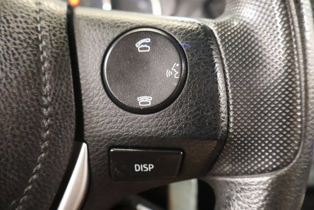 Used 2014 Toyota Corolla LE FWD image 17