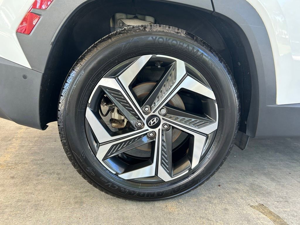 Used 2022 Hyundai Tucson Limited w/ Cargo Package FWD image 17