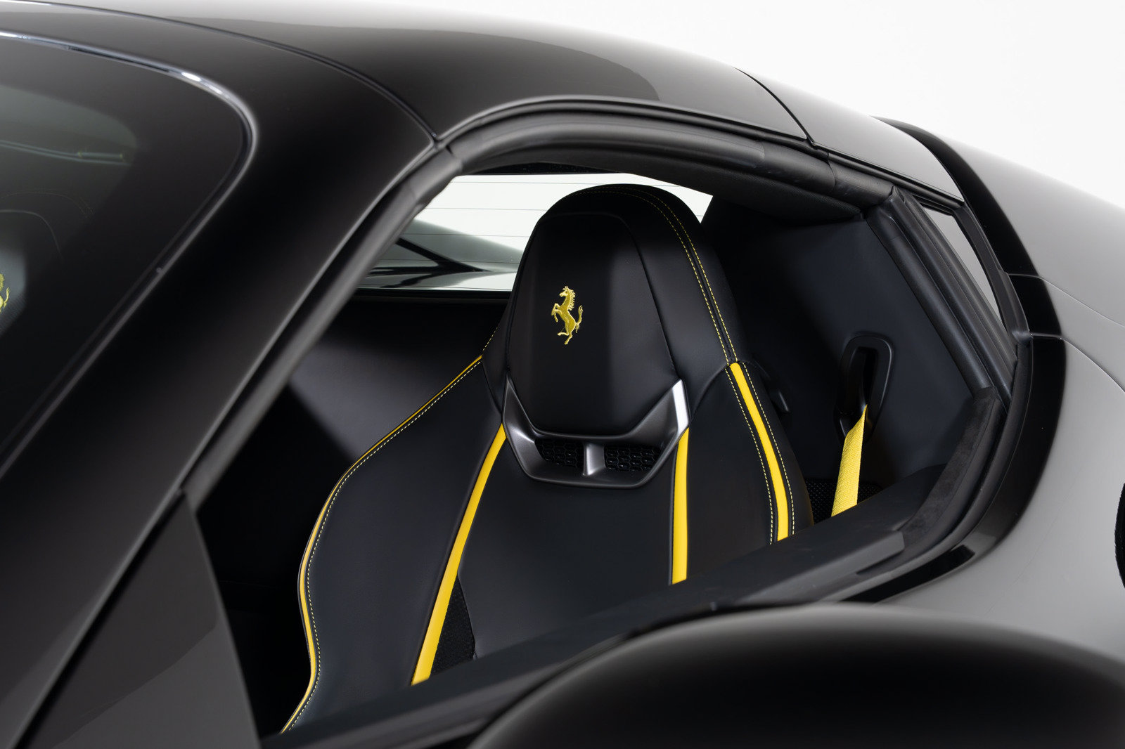 Certified 2026 Ferrari 296 GTS RWD image 44