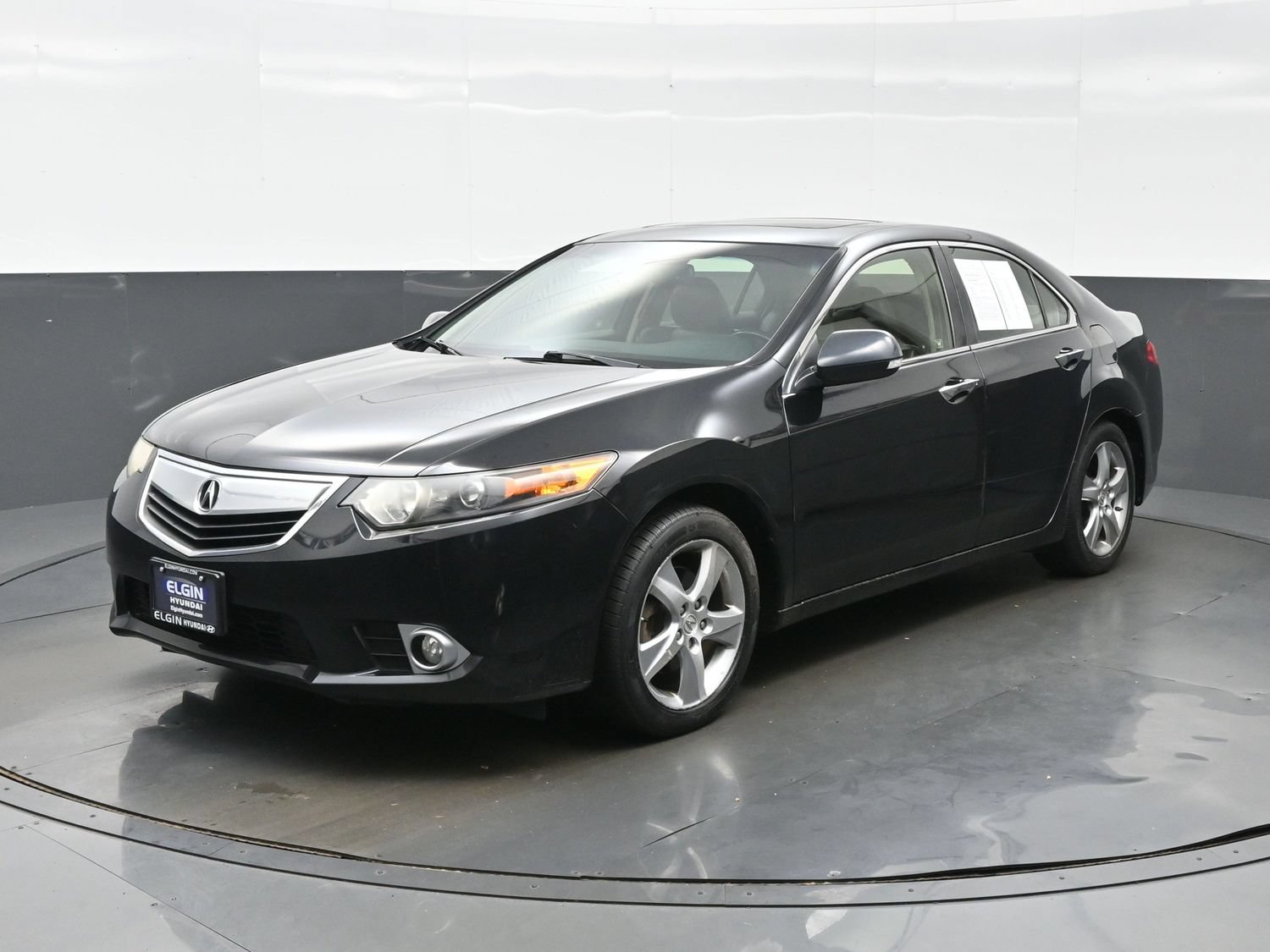 Used 2013 Acura TSX Sedan FWD image 2