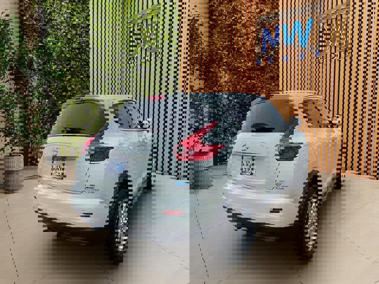 Used 2012 Nissan Juke SV image 29