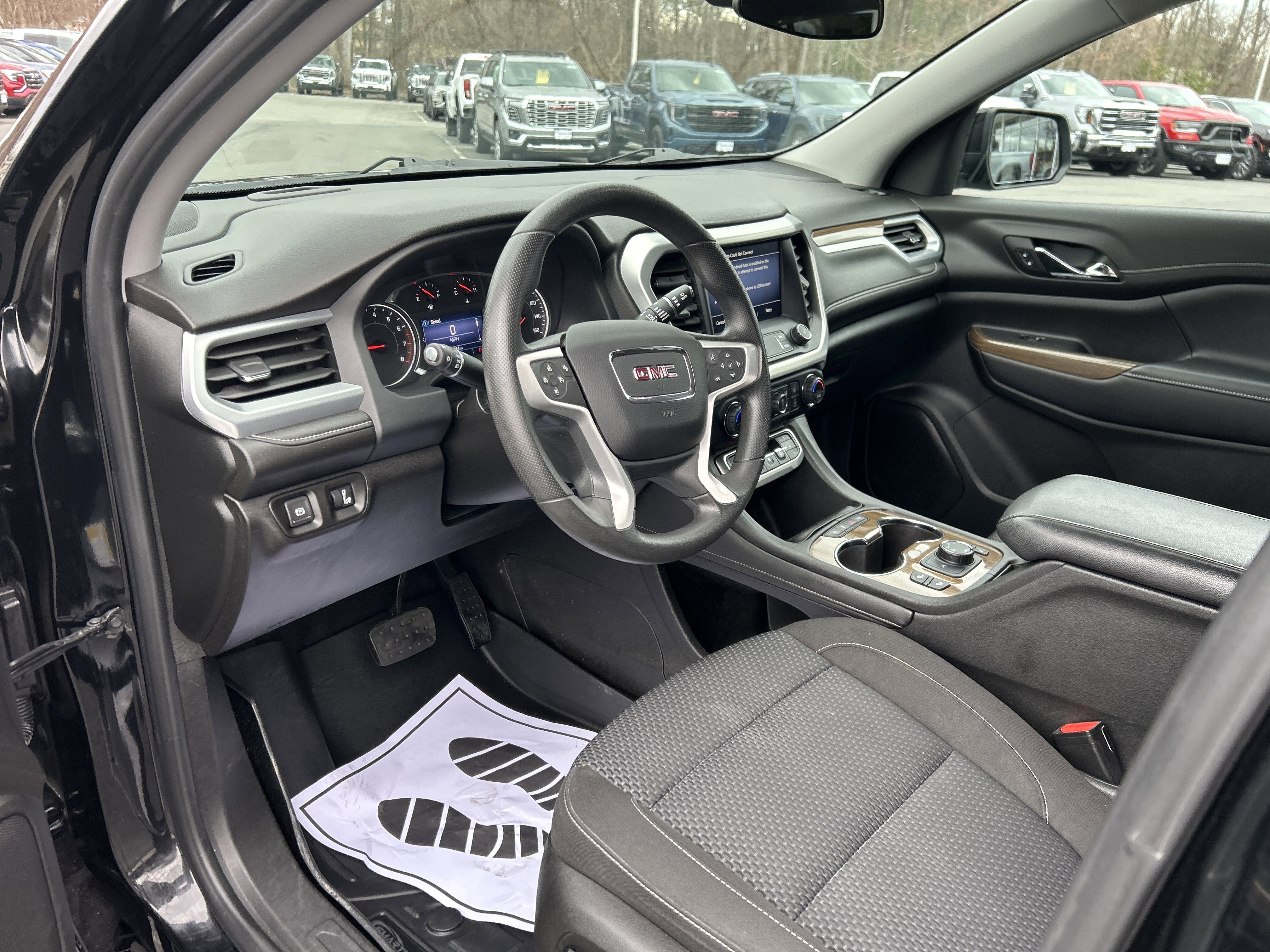 Certified 2021 GMC Acadia SLE w/ Driver Convenience Package image 13