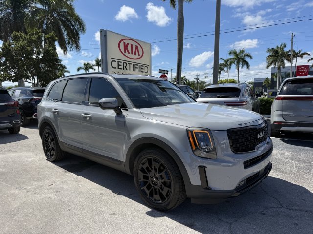 Used 2022 Kia Telluride SX w/ SX Prestige Package AWD/4WD image 1
