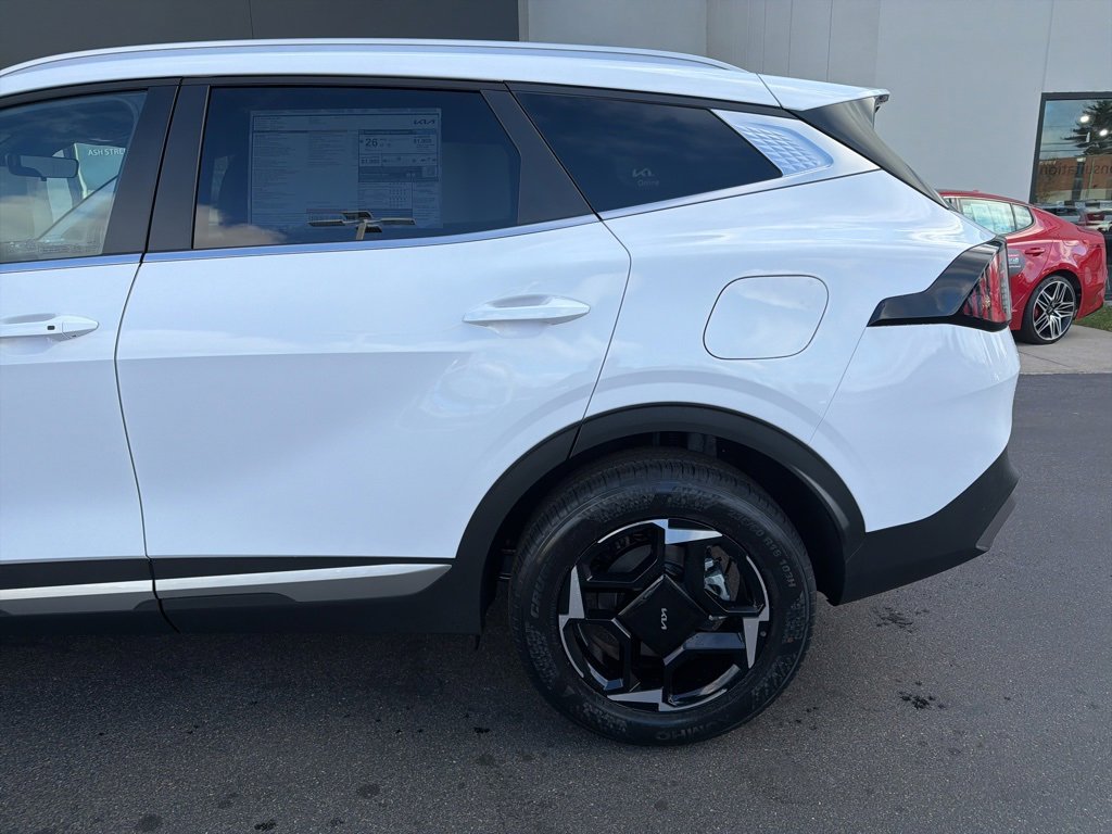 New 2026 Kia Sportage EX image 10