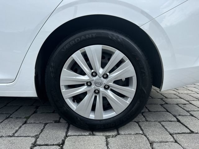 Used 2024 Nissan Sentra S FWD image 11