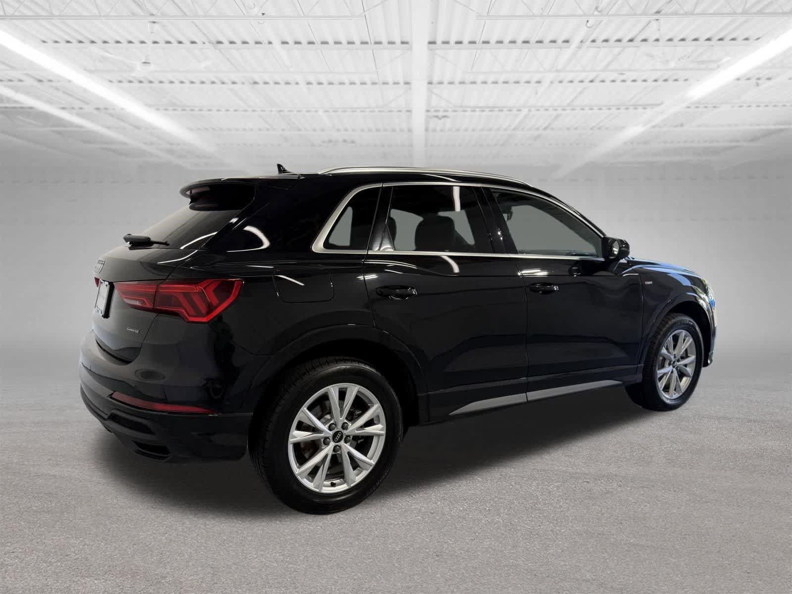 Used 2024 Audi Q3 2.0T Premium AWD/4WD image 5