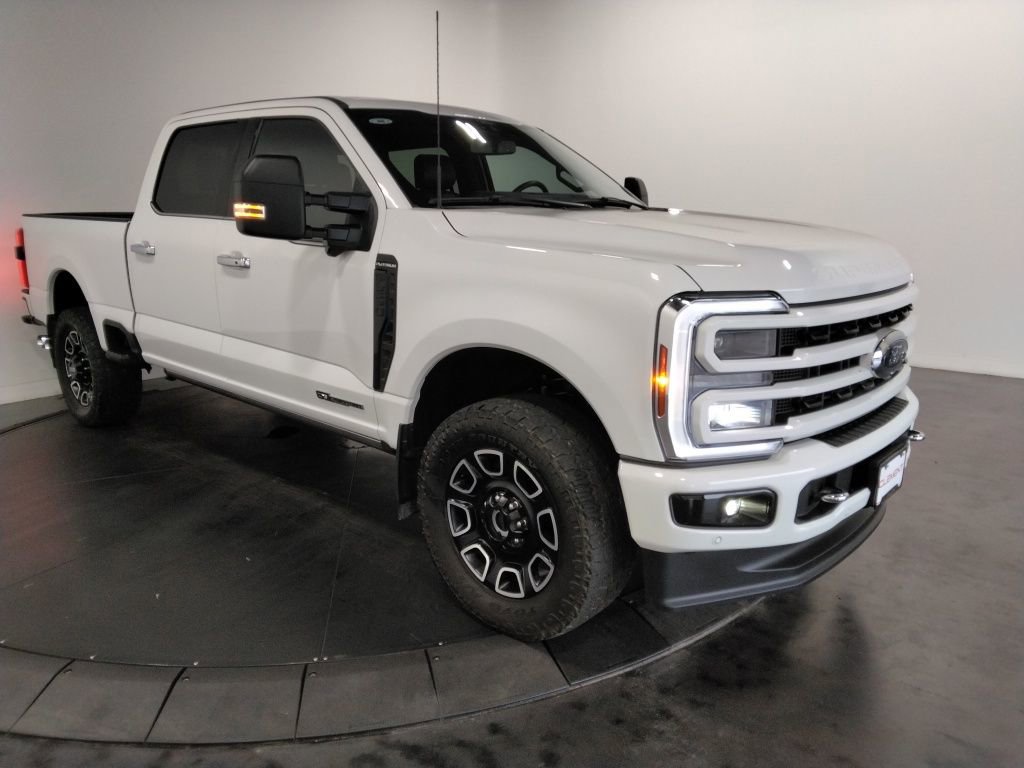 Used 2024 Ford F250 Platinum image 4