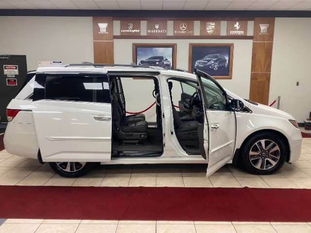 Used 2017 Honda Odyssey Touring Elite image 9