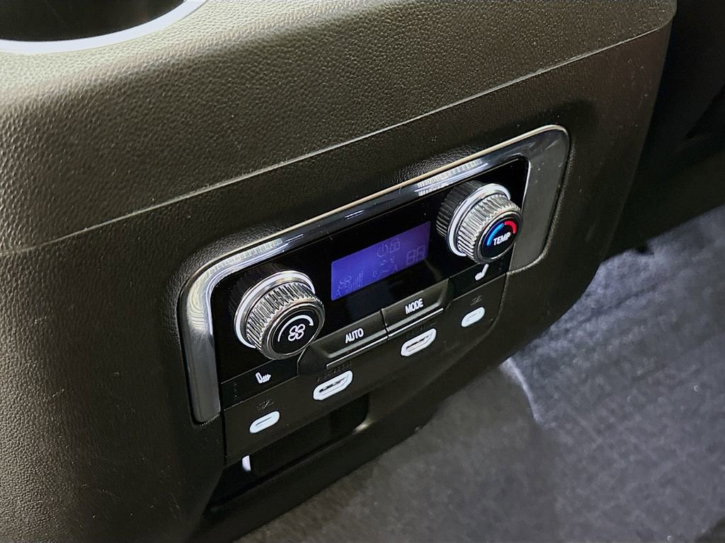 Certified 2023 GMC Yukon XL Denali Ultimate w/ LPO, Floor Liner Package AWD/4WD image 32