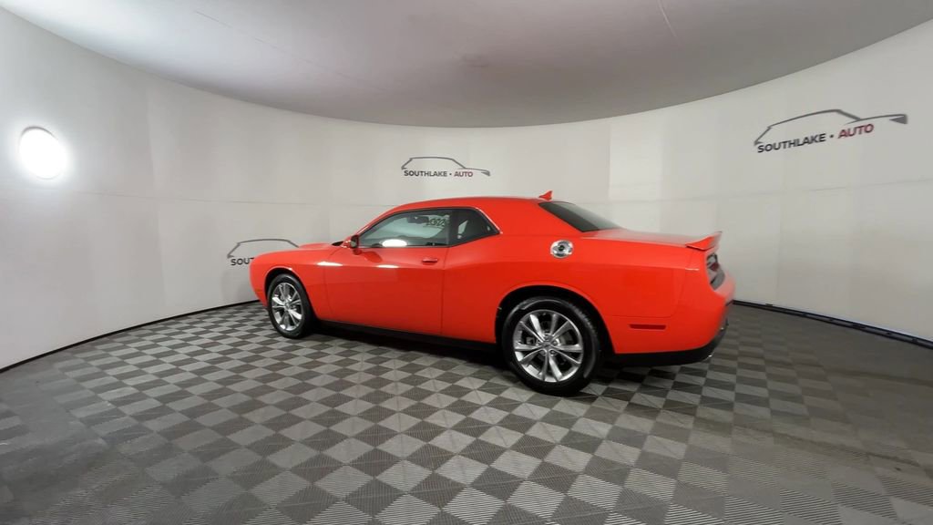 Used 2023 Dodge Challenger SXT image 6