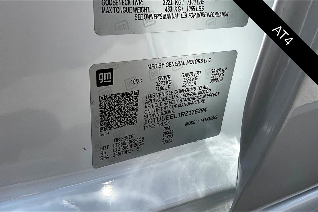 Used 2024 GMC Sierra 1500 AT4 w/ Technology Package image 19