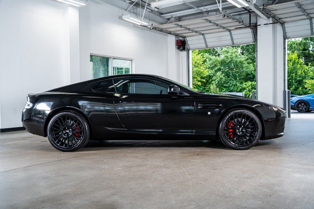 Used 2011 Aston Martin DB9 Coupe RWD image 5