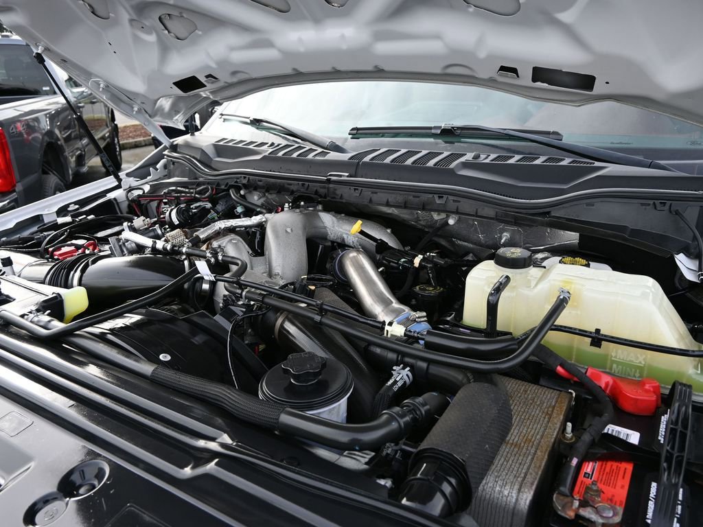 Used 2022 Ford F450 Platinum w/ FX4 Off-Road Package image 20