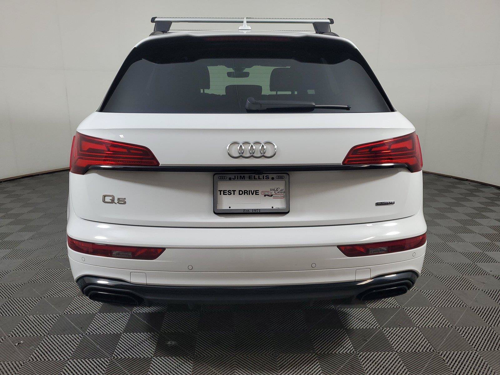 Used 2025 Audi Q5 2.0T Premium AWD/4WD image 5