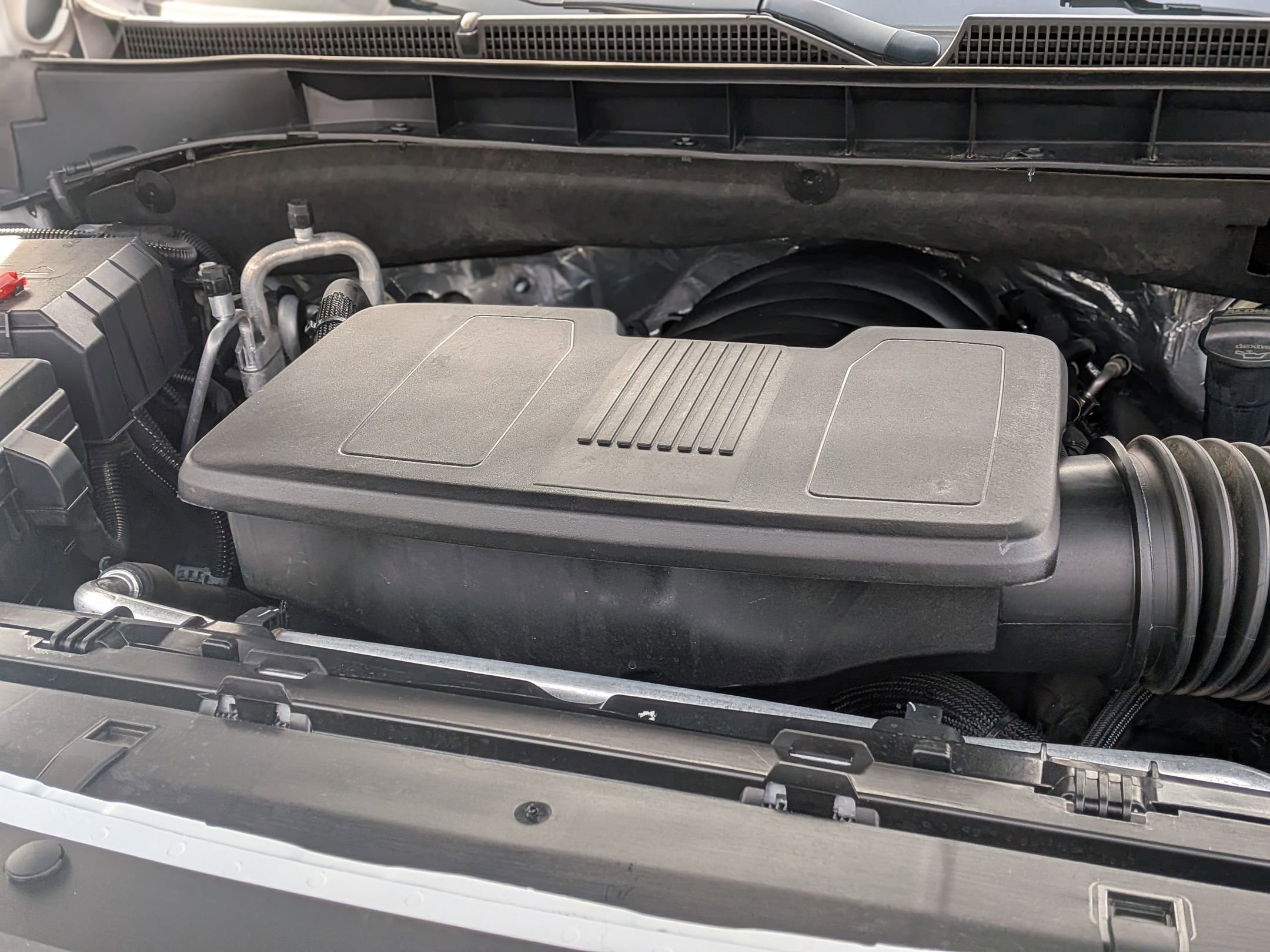 Used 2024 GMC Yukon XL SLT image 36