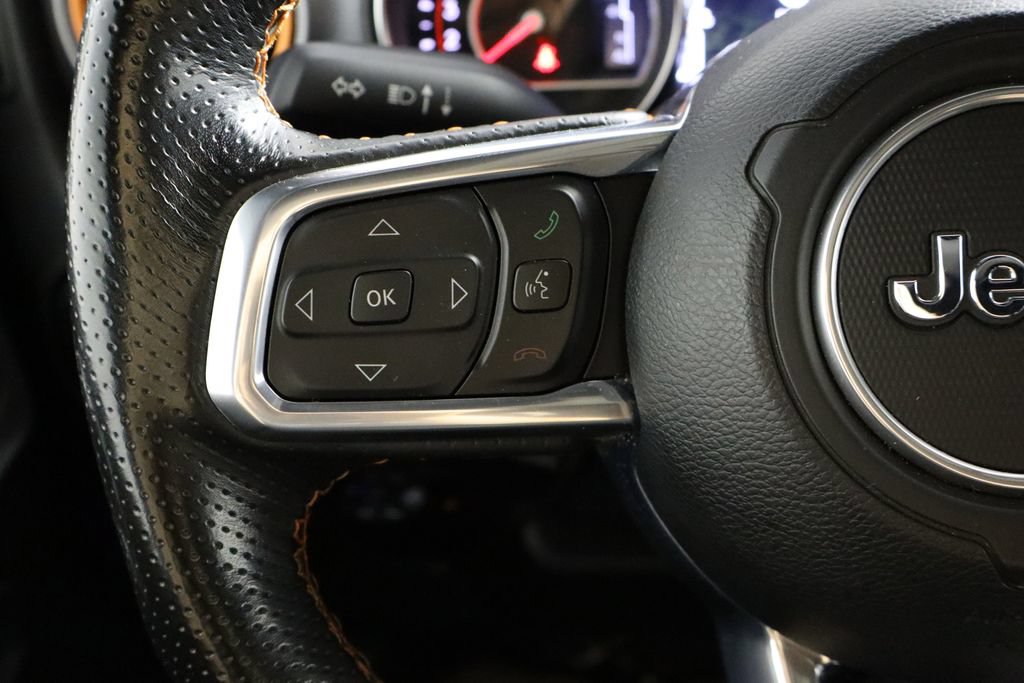 Used 2021 Jeep Gladiator Mojave w/ Cold Weather Group AWD/4WD image 22