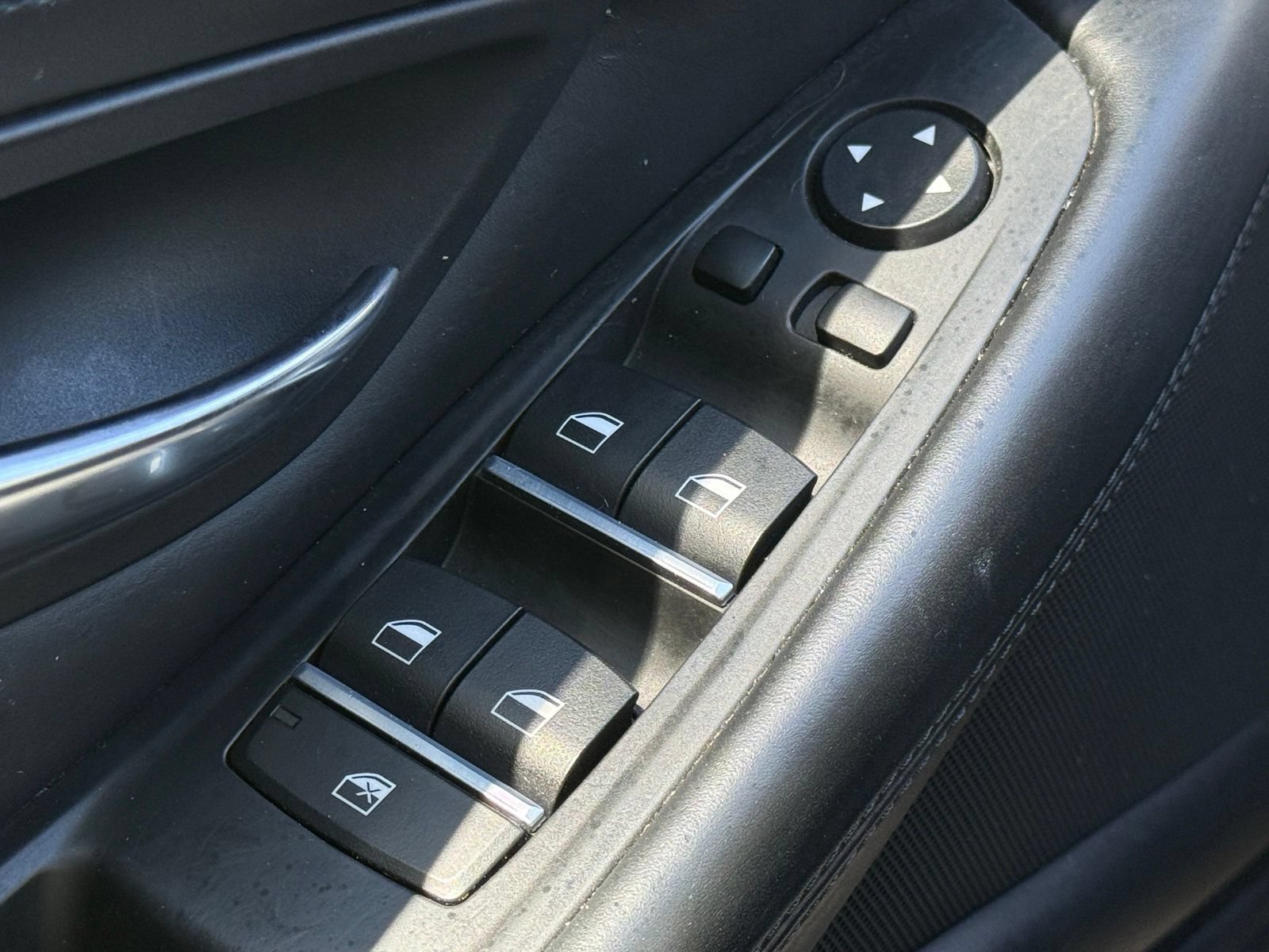 Used 2015 BMW 550i Sedan RWD image 34