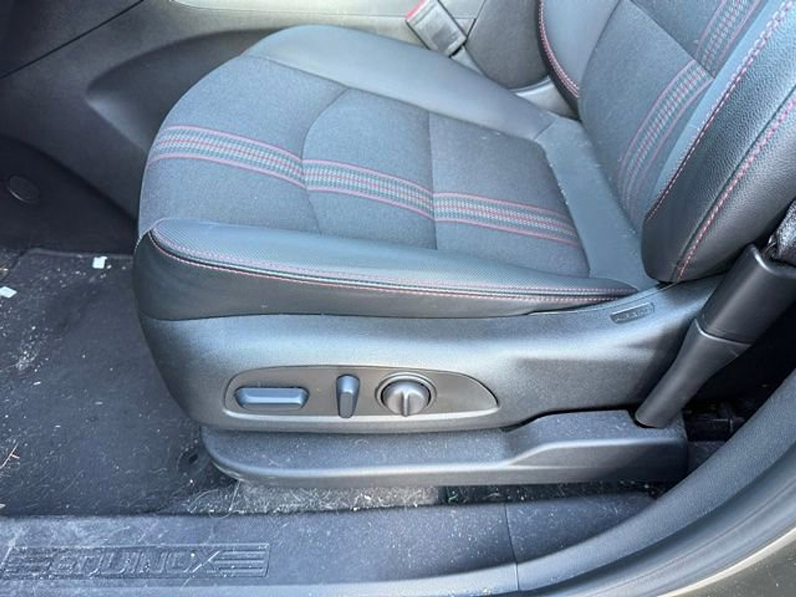 Certified 2023 Chevrolet Equinox RS AWD/4WD image 19