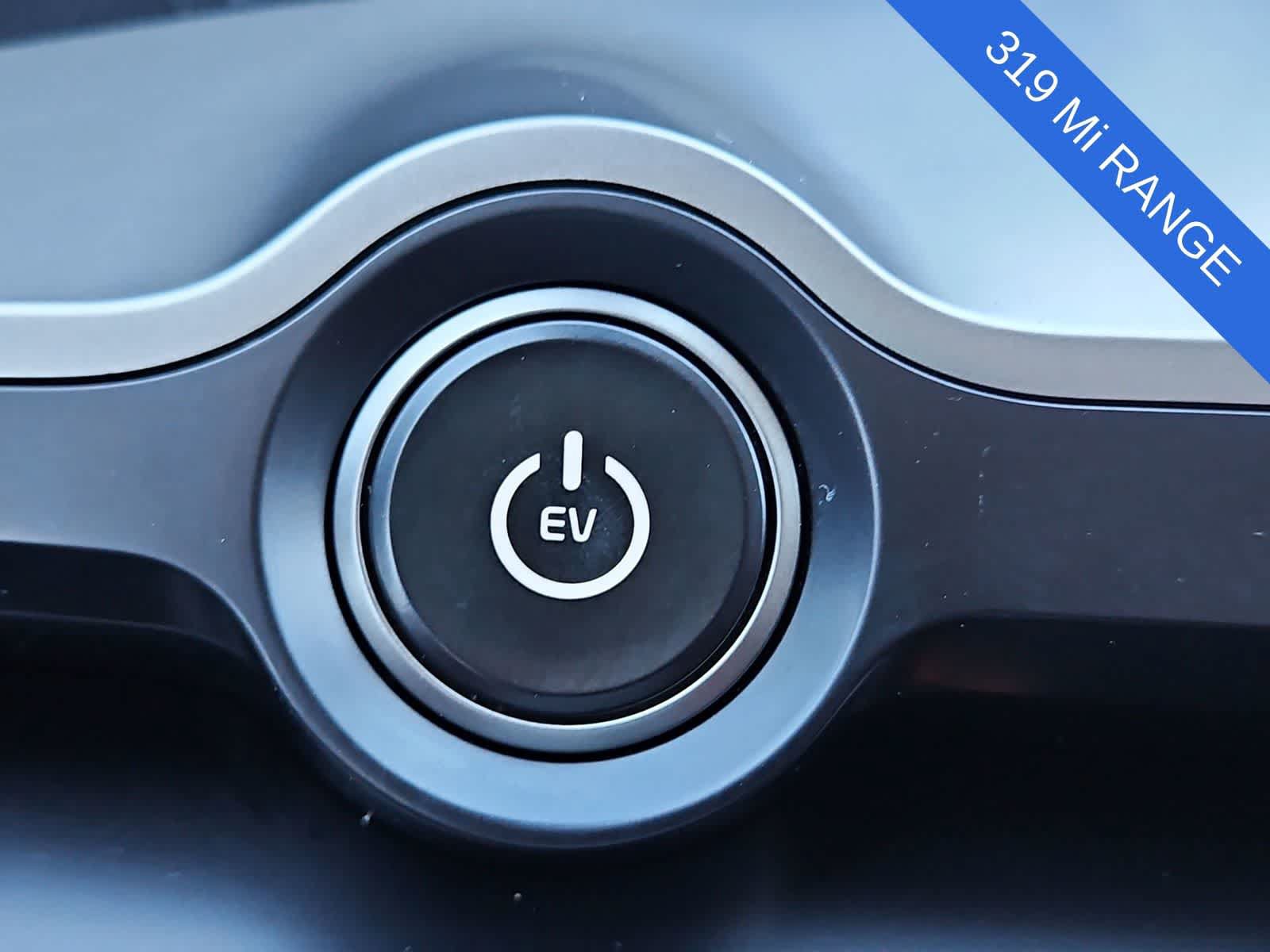 Used 2025 Kia EV6 Light w/ Light LR Technology Package RWD image 24