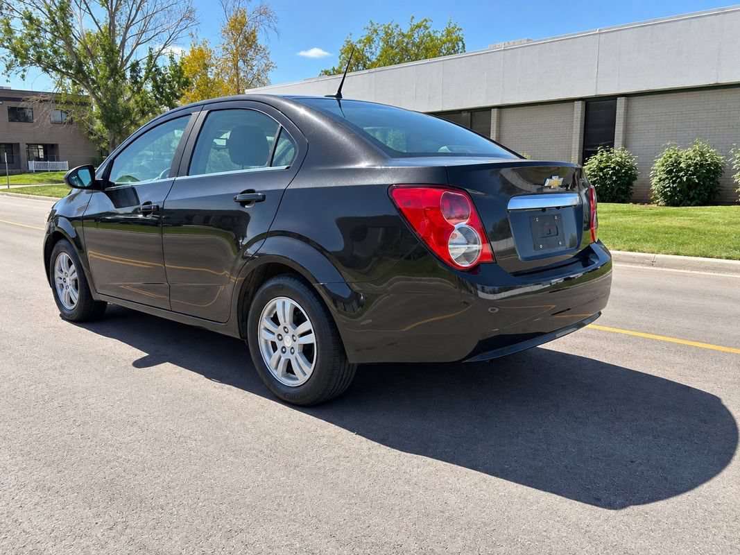 Used 2014 Chevrolet Sonic LT FWD image 5