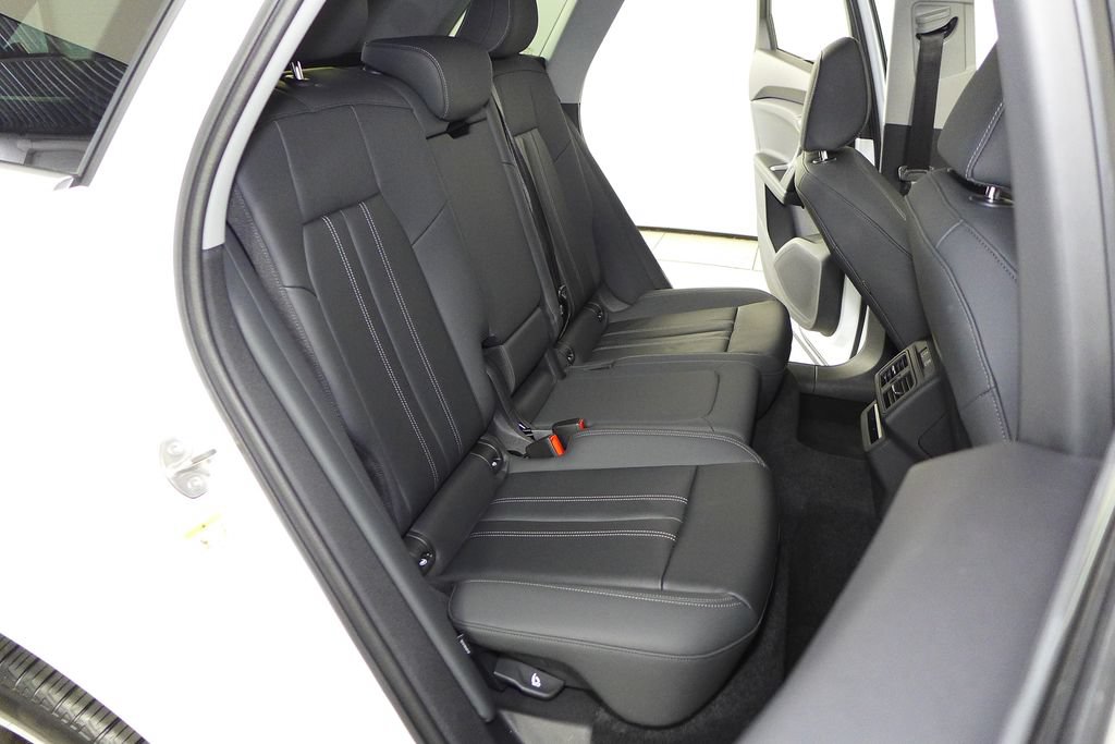 Used 2025 Audi Q5 Premium Plus w/ Premium Plus AWD/4WD image 20