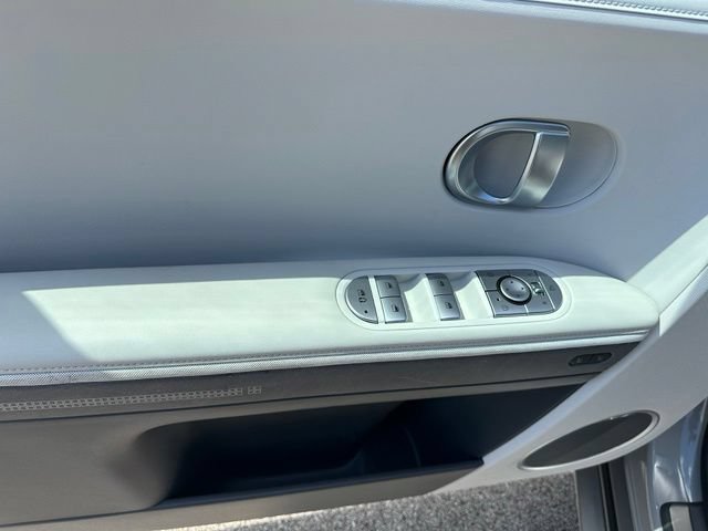 Used 2024 Hyundai Ioniq 5 Limited AWD/4WD image 21