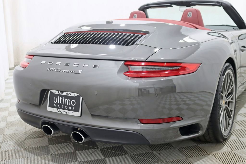 Used 2018 Porsche 911 Carrera S RWD image 14