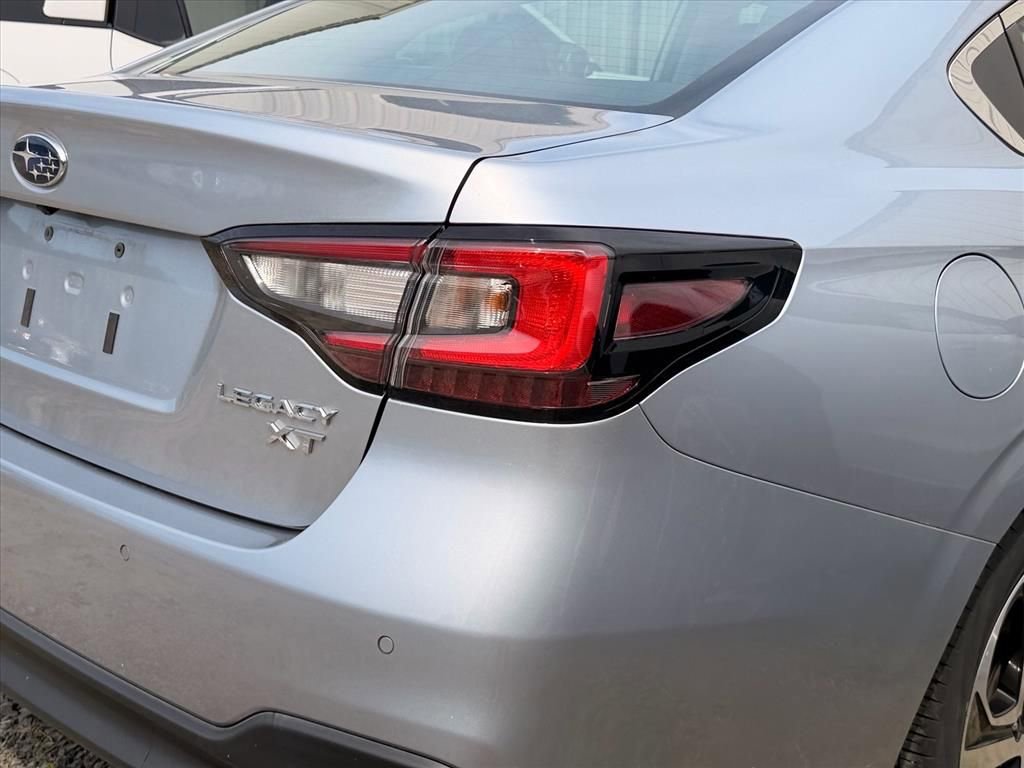 Used 2022 Subaru Legacy Limited XT AWD/4WD image 16
