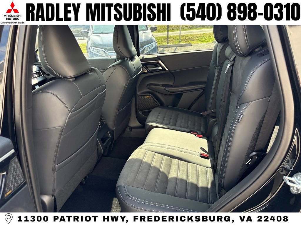 New 2026 Mitsubishi Outlander SE FWD image 12