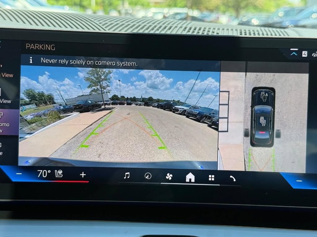 New 2027 BMW i5 xDrive40 AWD/4WD image 13