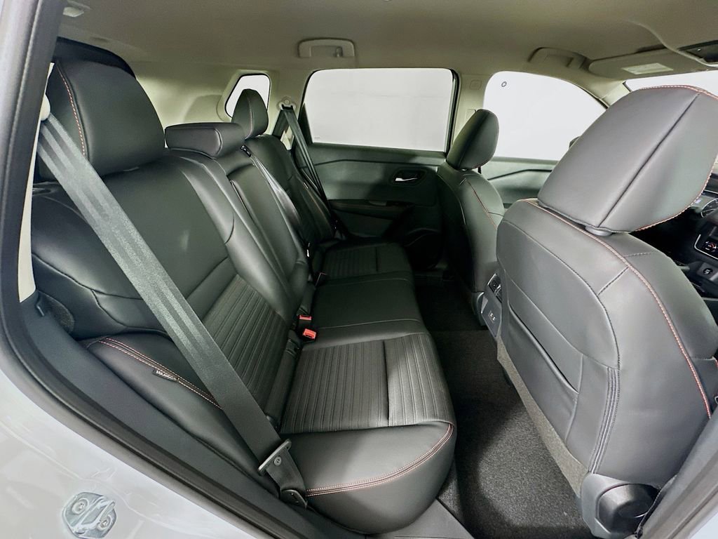 New 2026 Nissan Rogue SV image 33