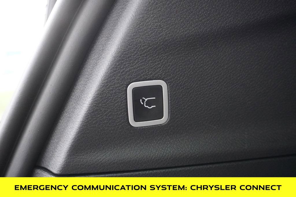 New 2026 Chrysler Voyager LX image 6